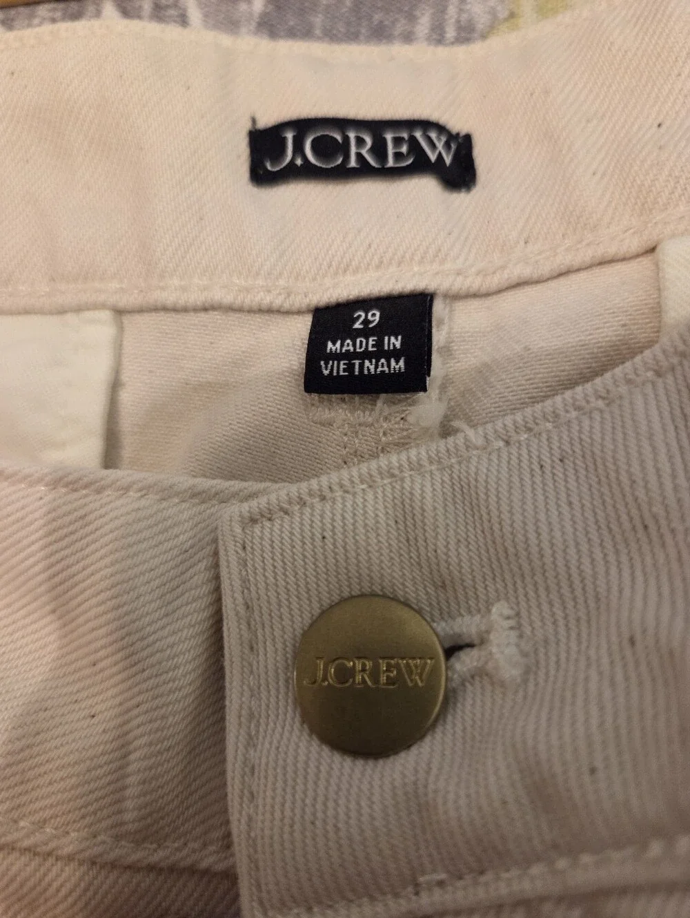 J.CREW Oatmeal Tan Single Pleat Long Pockets Minimalist Denim Shorts Women's 29